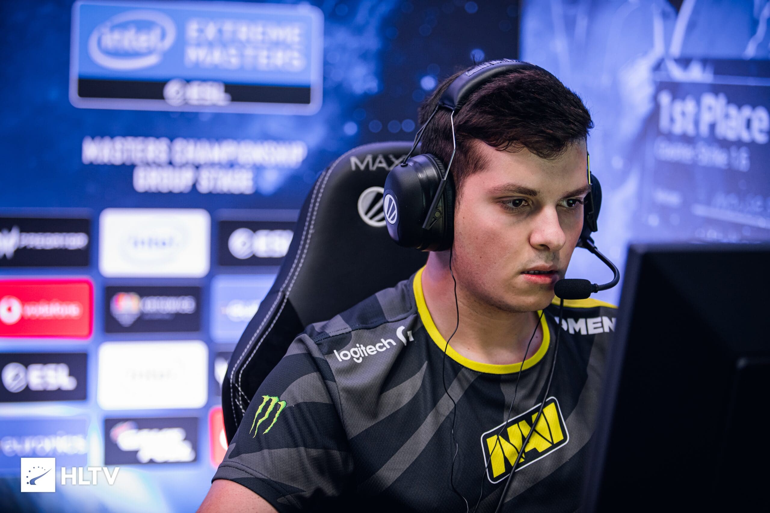 Перфекто нави 2023. Илья залуцкий perfecto. Илья залуцкий perfecto. Перфекто игрок нави. Новый игрок нави.