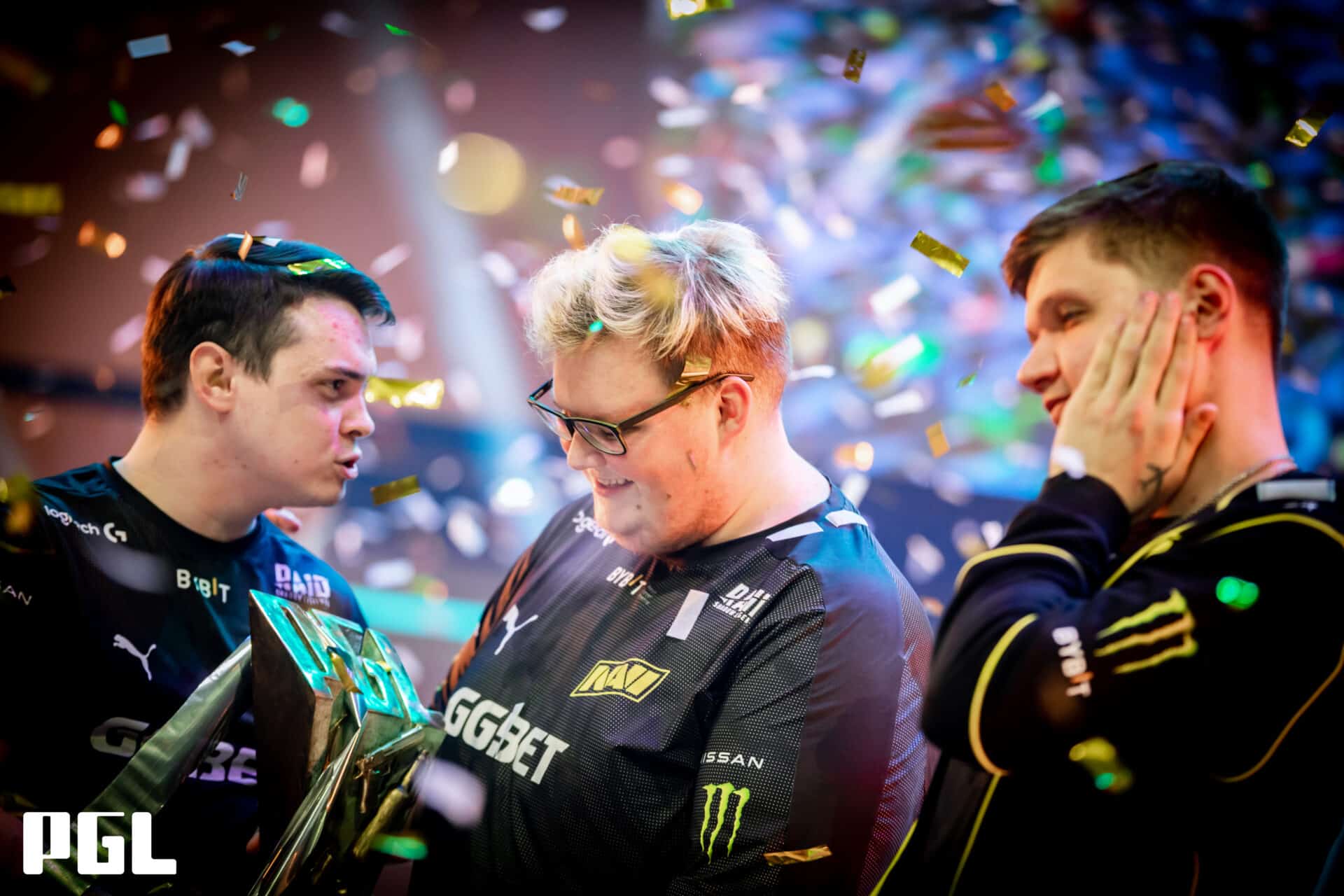NAVI Star Boombl4 Proposes To His Girlfriend Post Winning CSGO Major