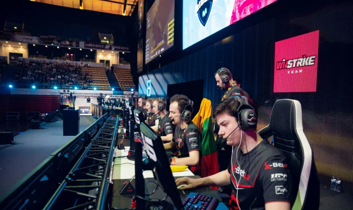 ESIC Suspends CS2 Player jmqa for Alleged Match-Fixing Approach on Discord