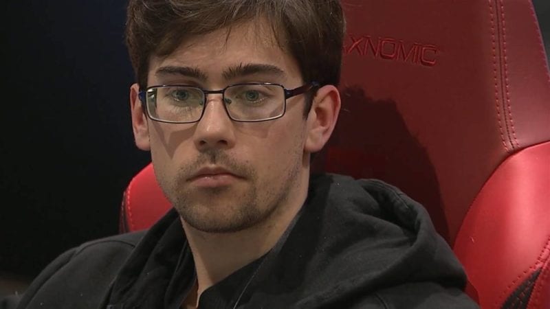Forward Gaming replaces player, just before MDL Disneyland Major