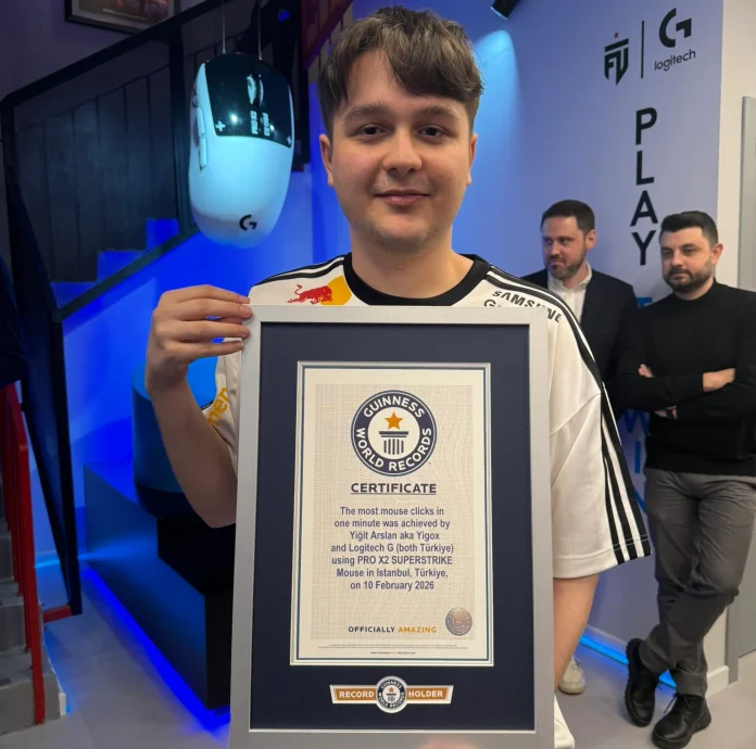 FUT Esports Academy Player Sets Guinness World Record for Most Mouse Clicks in One Minute