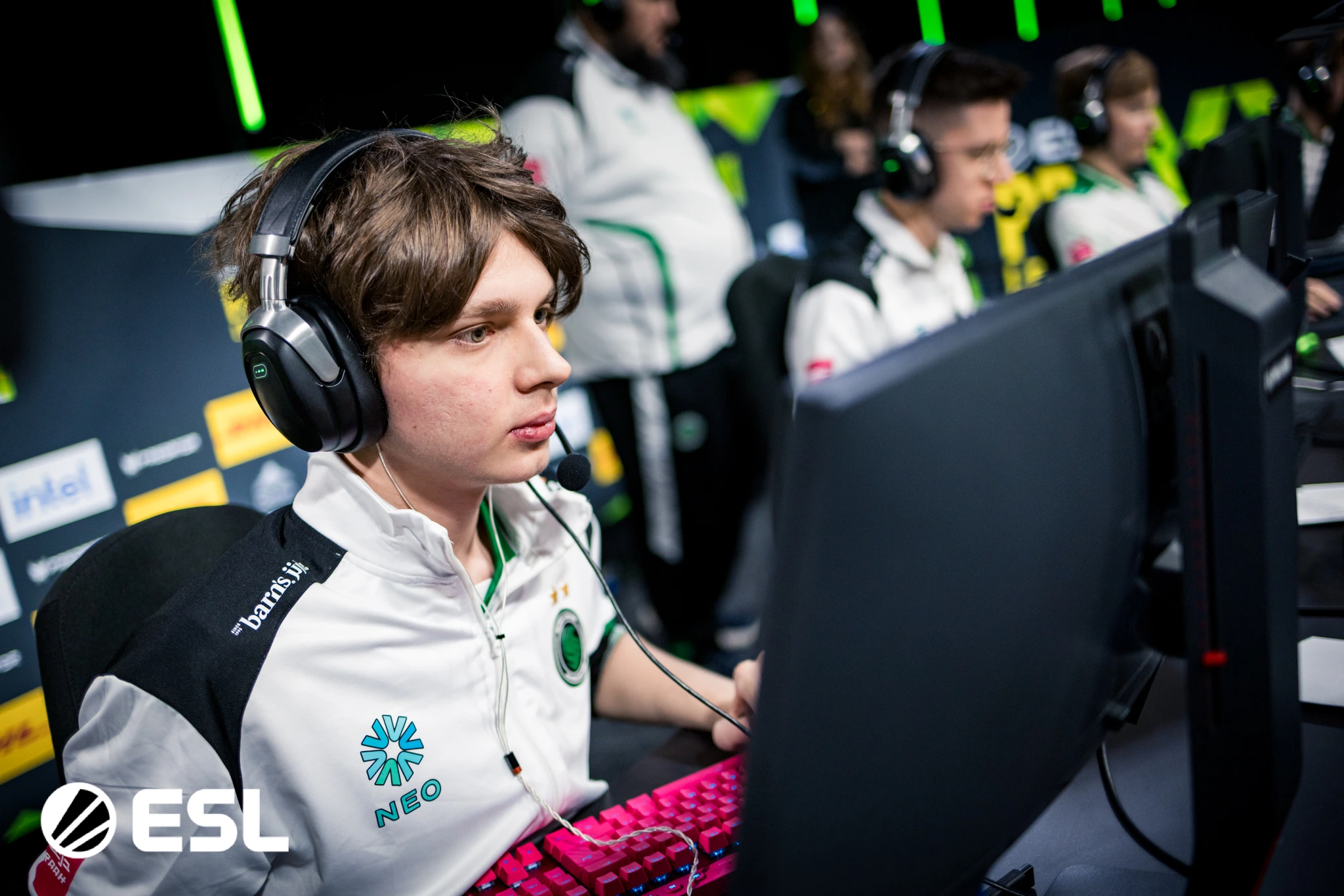 Falken zerstören Astralis in der EPL -Staffel 22
 – aboba.ru