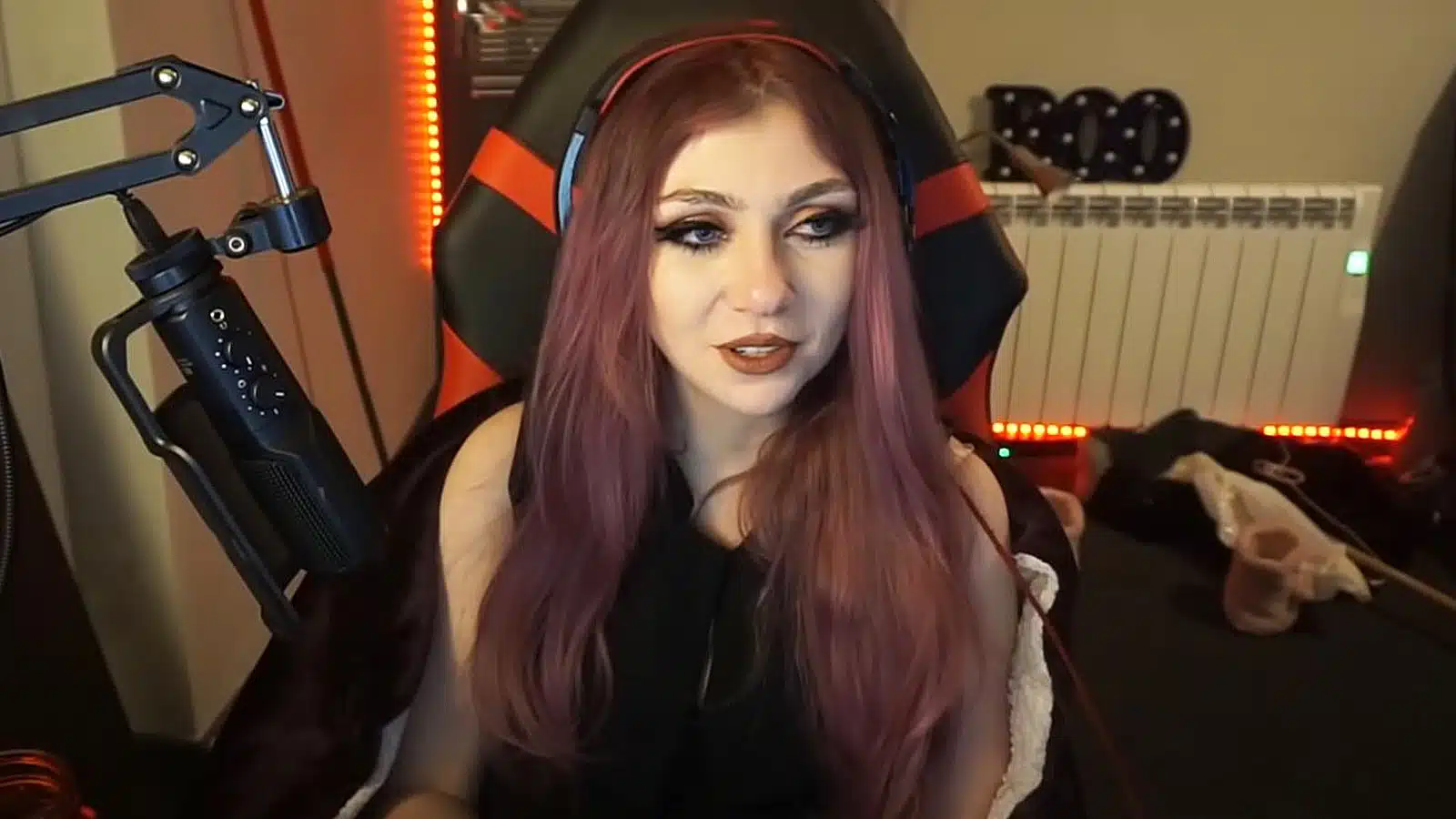 Go f**k yourself': QTCinderella slams JustaMinx after Streamer