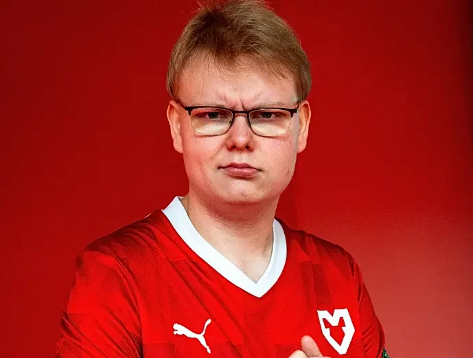 MOUZ and Jimpphat Part Ways After Four Years Together