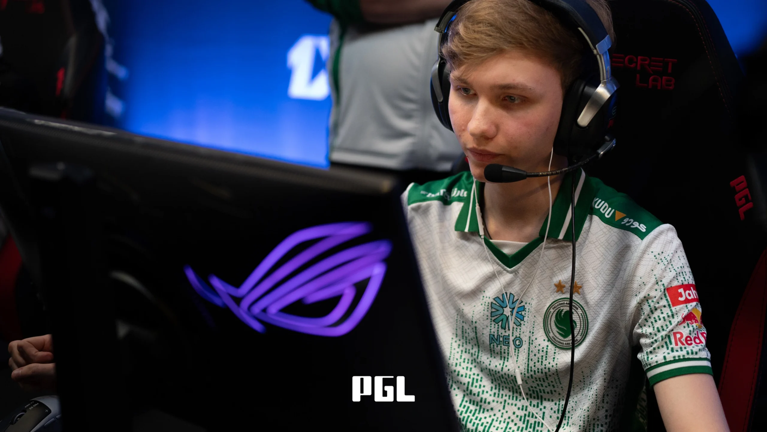 Team Falcons zerschmettert FaZe in PGL Cluj-Napoca Tag 2
 – aboba.ru