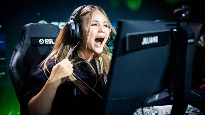 Top Female CS2 Players