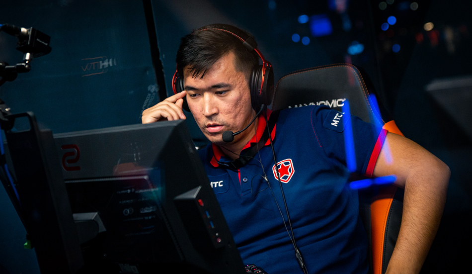Gambit bench Adren, list him for transfer