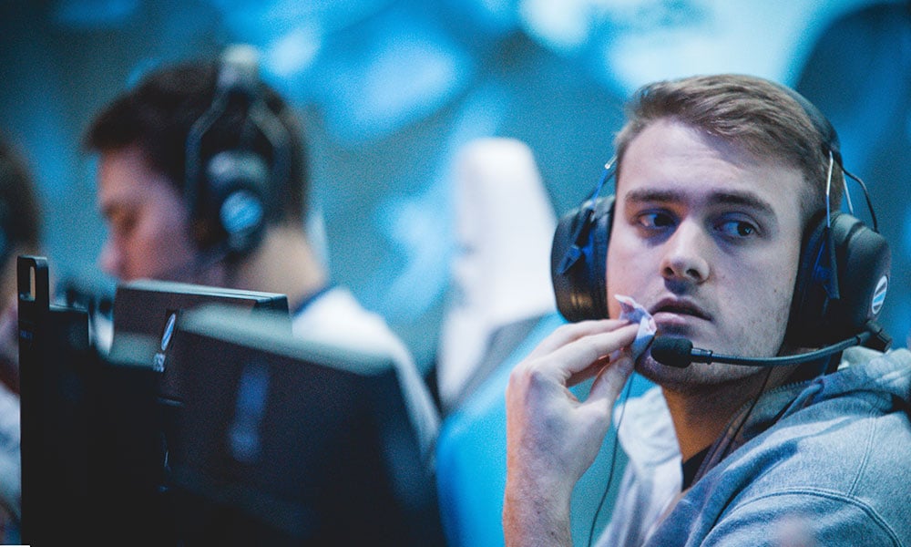Alex Replaces Happy in Vitality