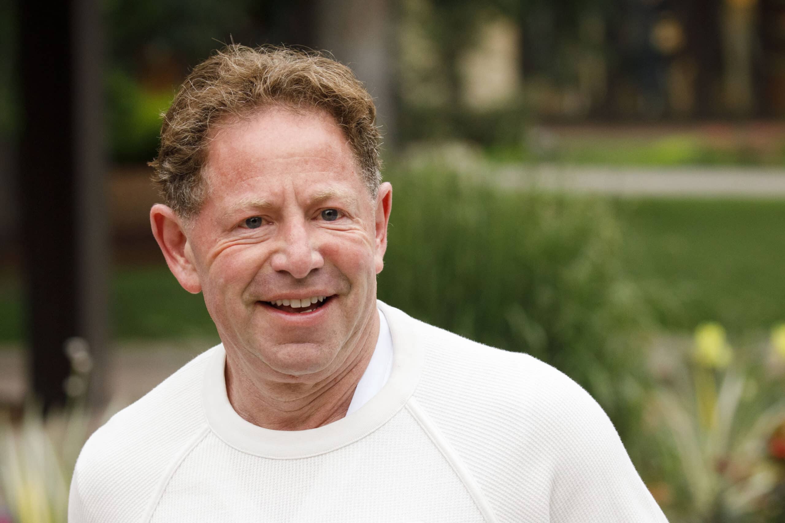 Activision Blizzard employees demand Bobby Kotick’s resignation