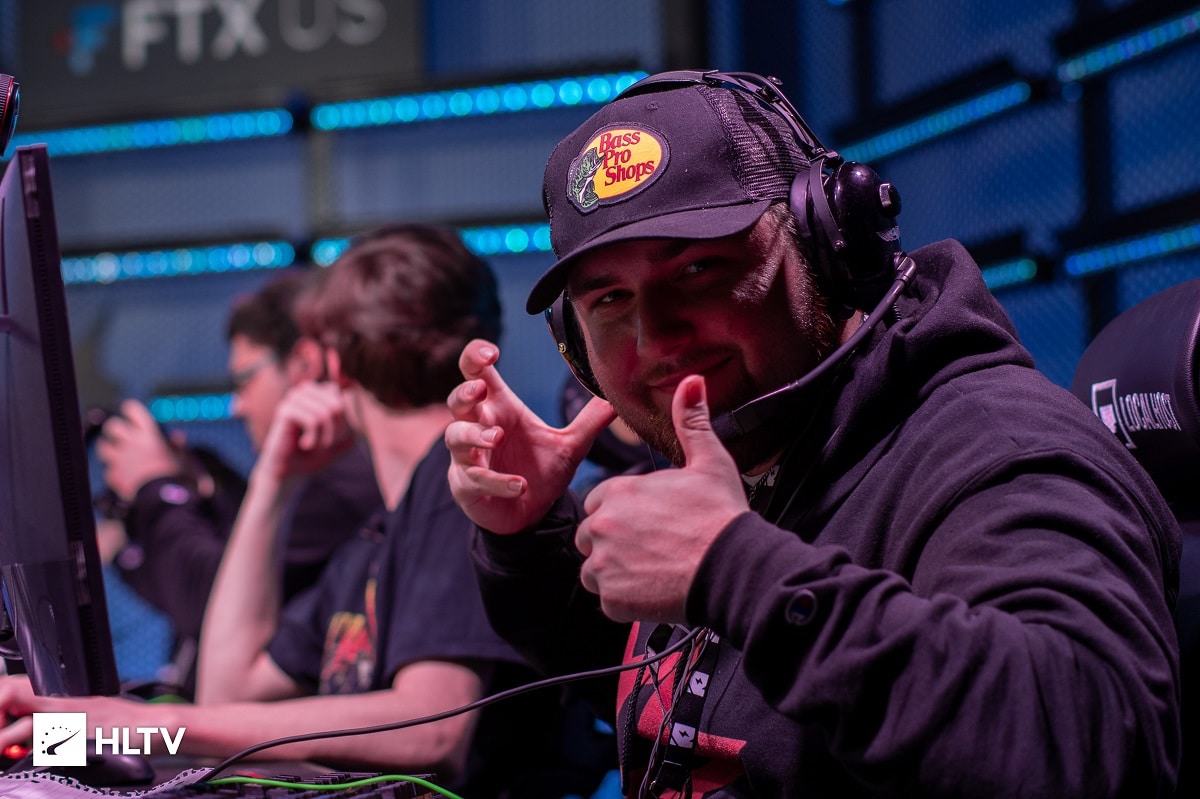 Pro CSGO Team Kicks Player For Playing Drunk During Official Match