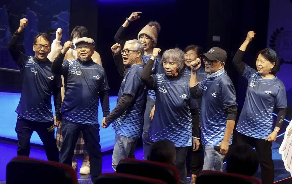 Senior citizens in Taiwan play League of Legends Tournament