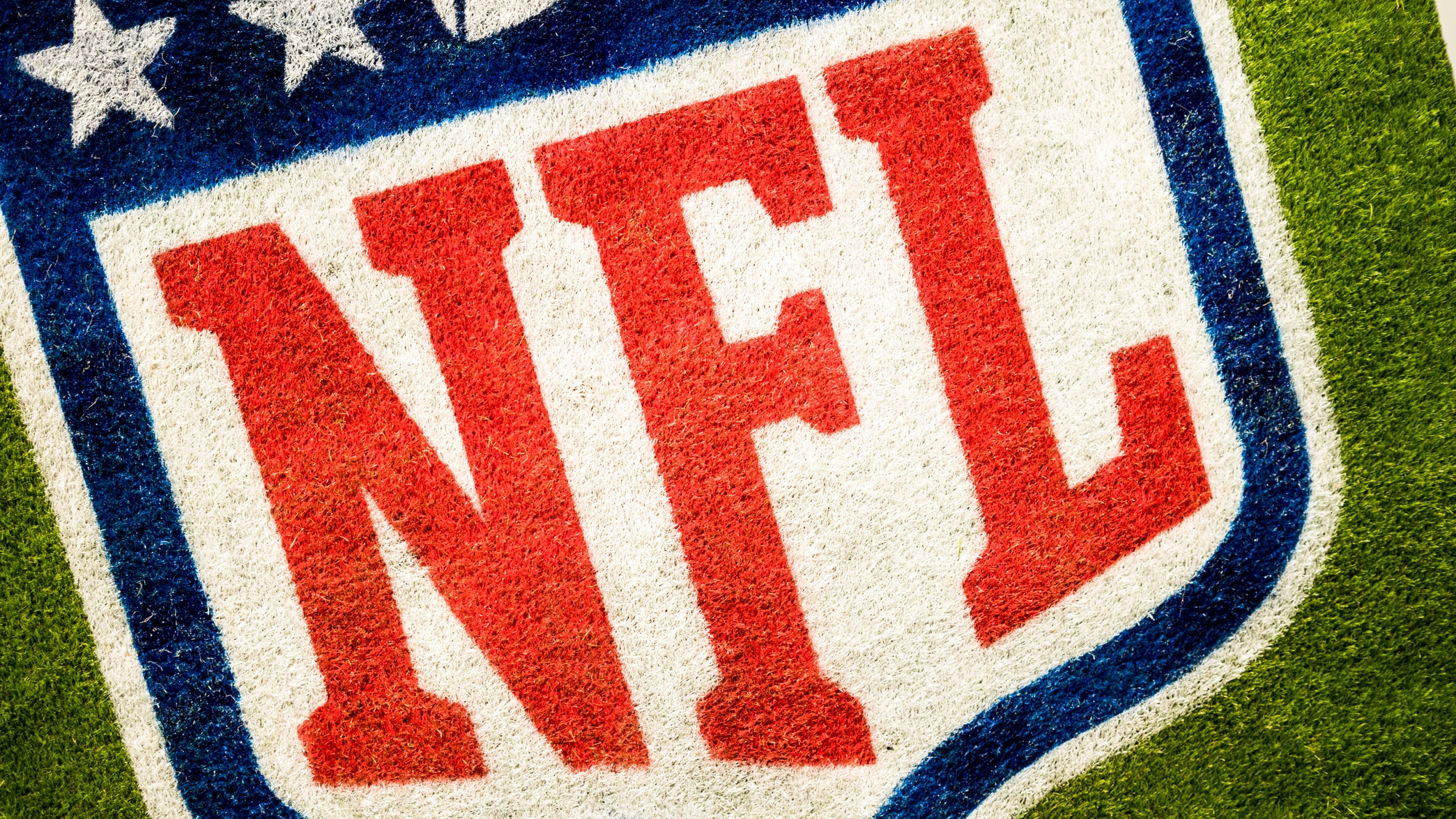 Canadians Are Playing Fantasy NFL Games Now More Than Ever
