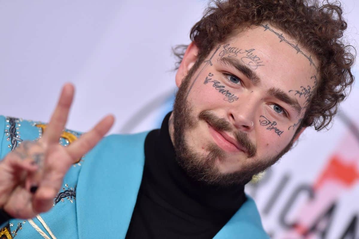 Post Malone fails awful backflip attempt on Twitch Stream