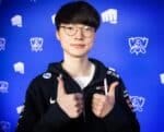 T1 Faker swaps jerseys with Tottenham football star Son Heung-min